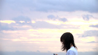 that-girl-is-dancing-by-the-seashore