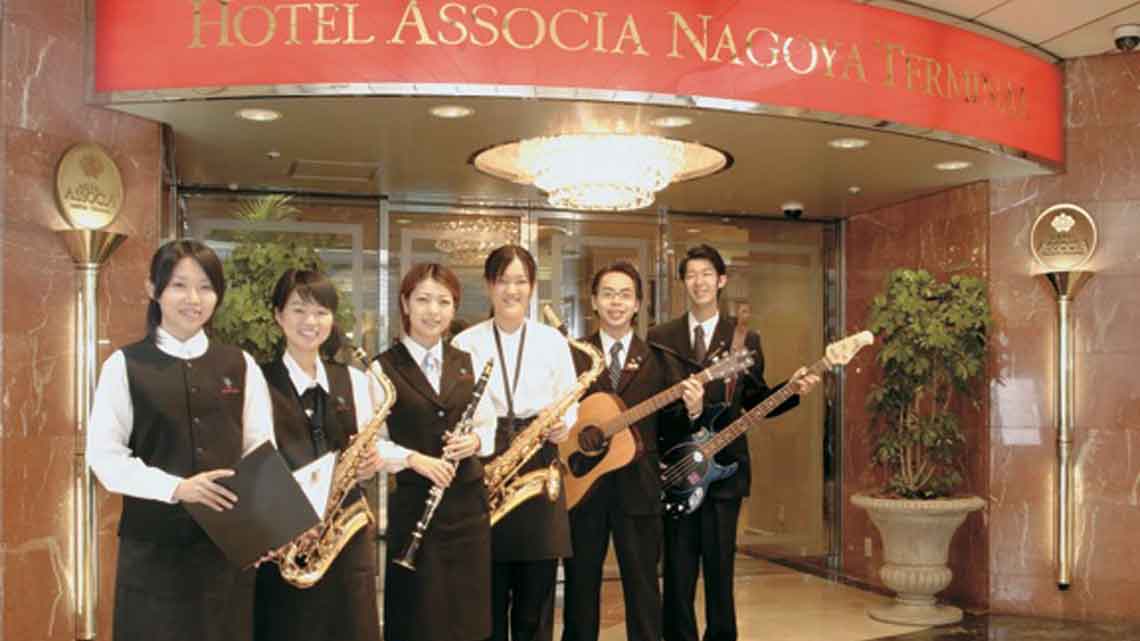 16 hotel associa